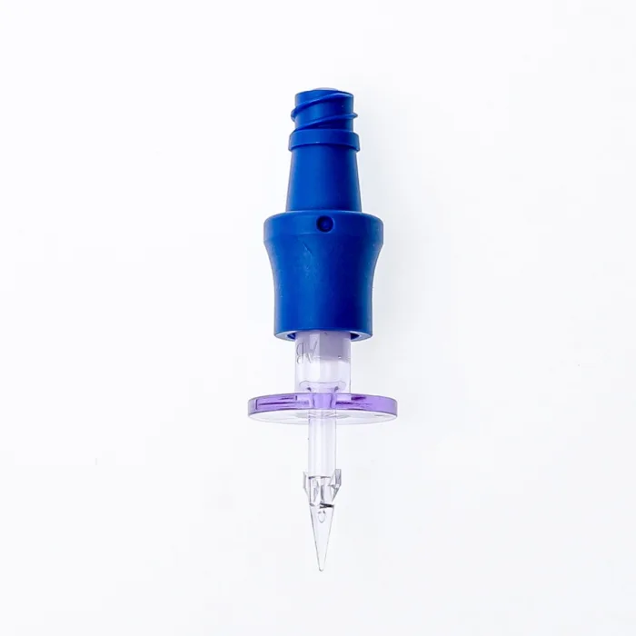 CLAVE Vial Spike